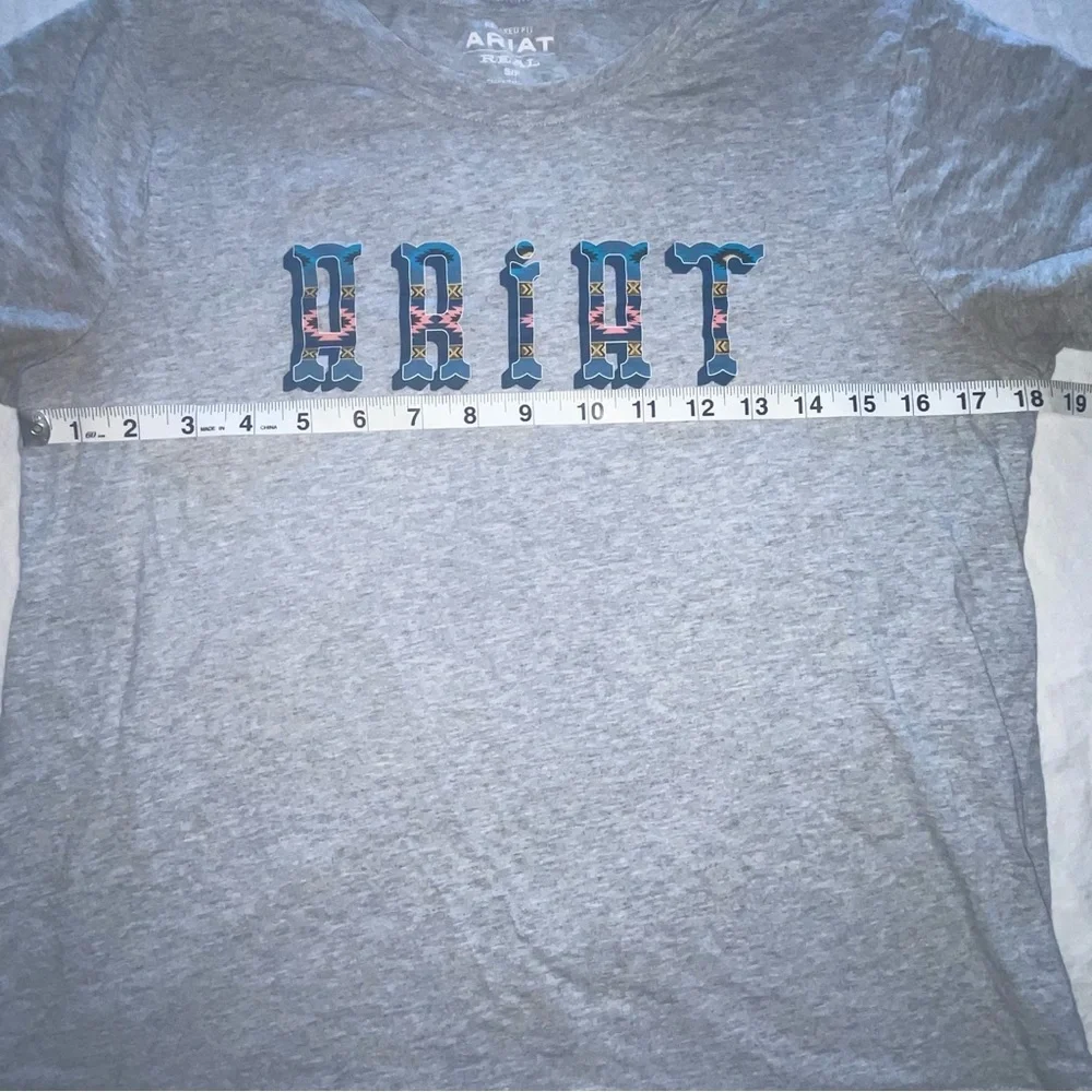 Ariat R.E.A.L. Relaxed Fit Women’s Small Gray Western Short Sleeve T- Shirt - Picture 4 of 9